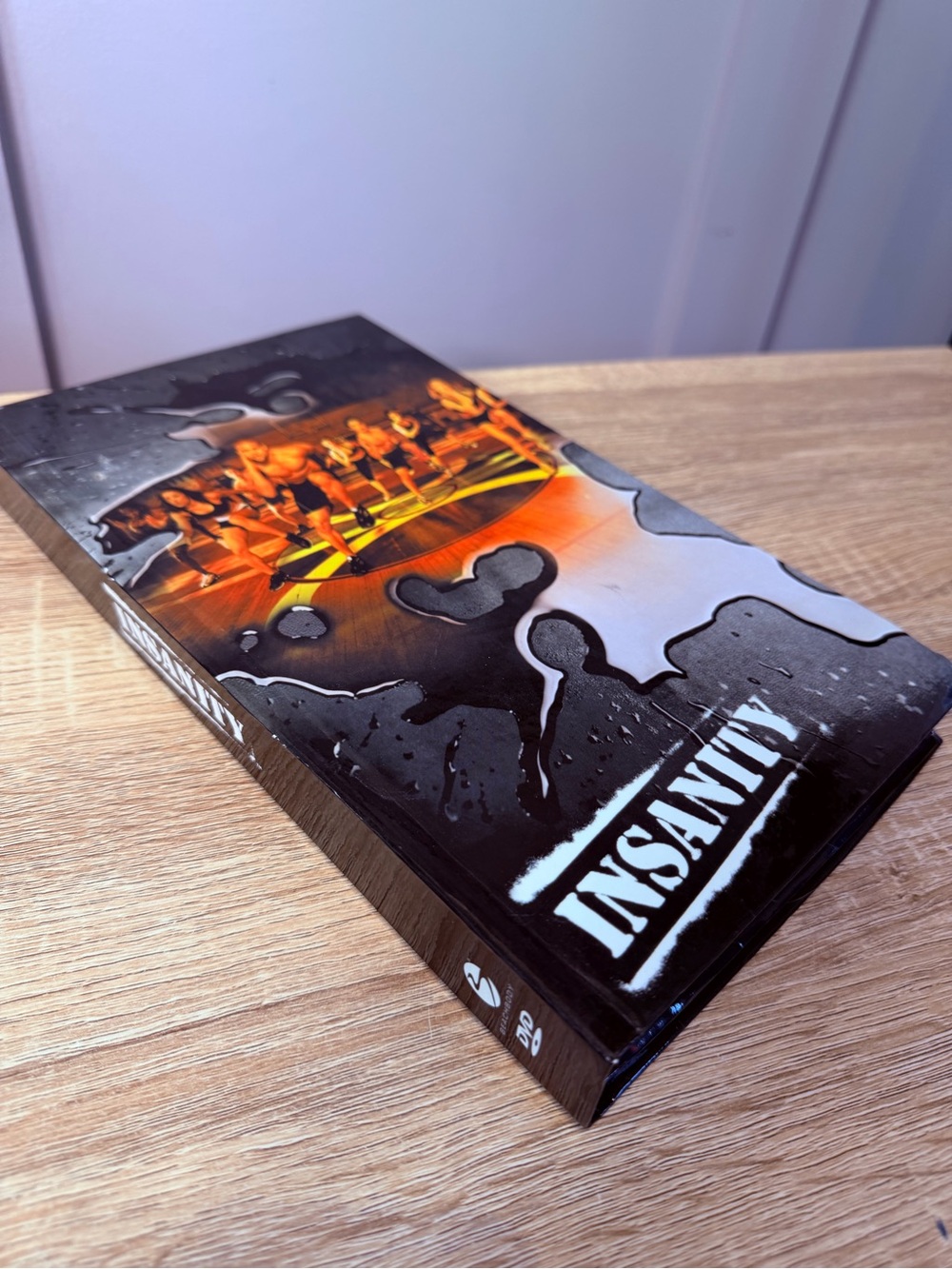 Insanity Book Beachbody Workout 10 Disc DVD Set Beach Body